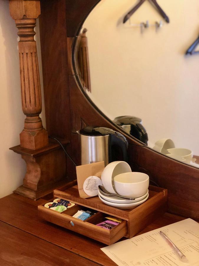 The Wheatsheaf At Beetham Hotel Sandside  Bagian luar foto