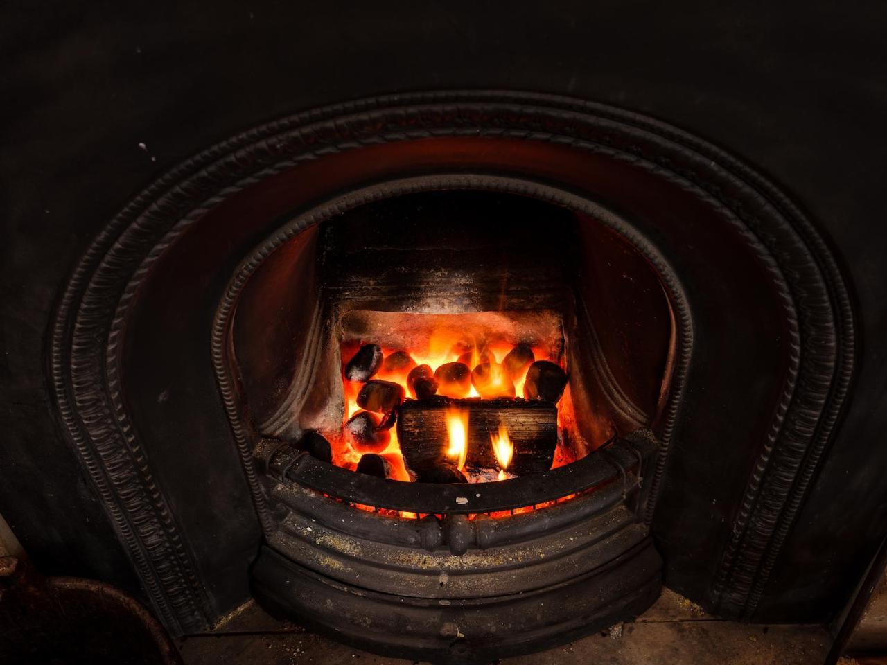 The Wheatsheaf At Beetham Hotel Sandside  Bagian luar foto